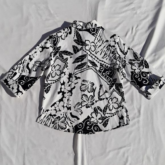 Vintage Sea Suns black and white floral - Picture 2 of 4